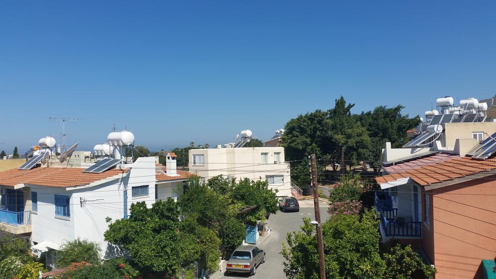 Ferienwohnung Faneromeni Court Paphos Exterior foto