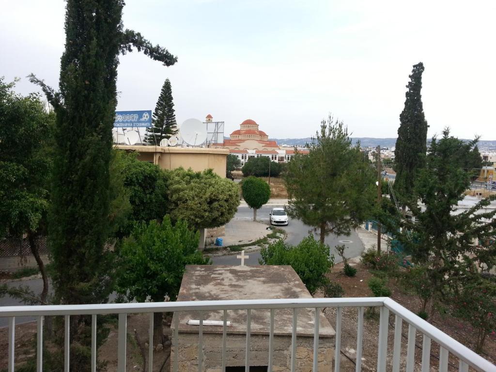 Ferienwohnung Faneromeni Court Paphos Zimmer foto