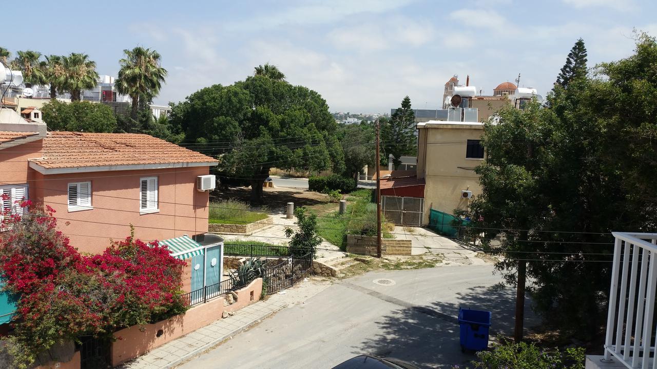 Ferienwohnung Faneromeni Court Paphos Exterior foto