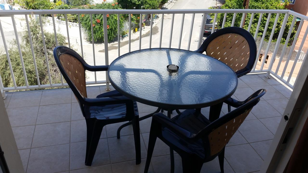 Ferienwohnung Faneromeni Court Paphos Exterior foto