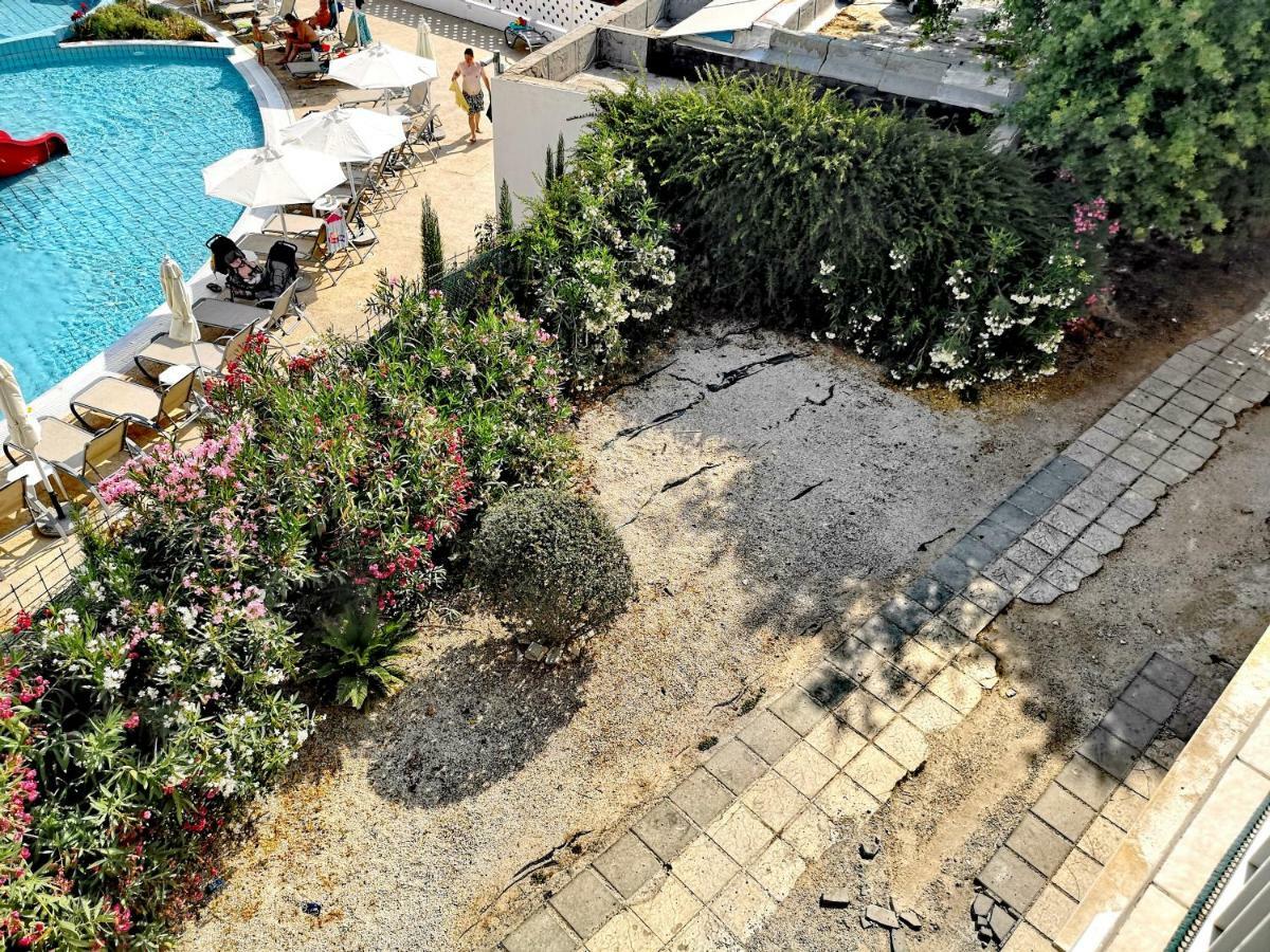 Ferienwohnung Faneromeni Court Paphos Exterior foto
