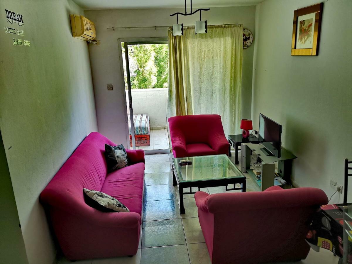 Ferienwohnung Faneromeni Court Paphos Exterior foto